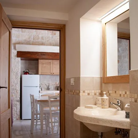 Trulli Loco וילה לוקורוטונדו