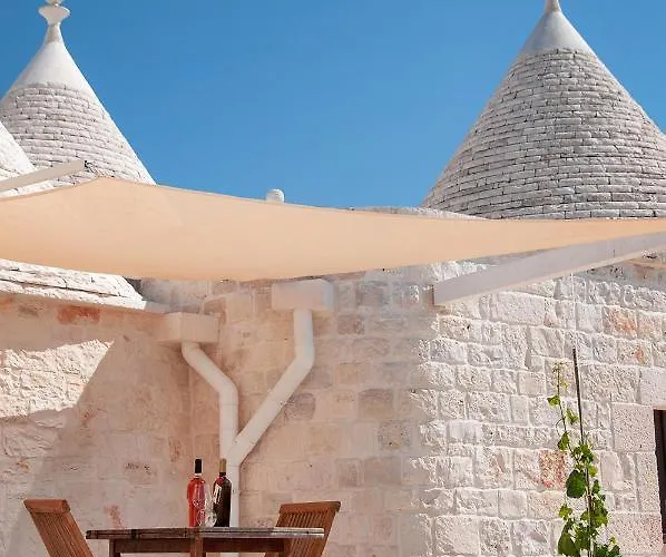 Trulli Loco Villa